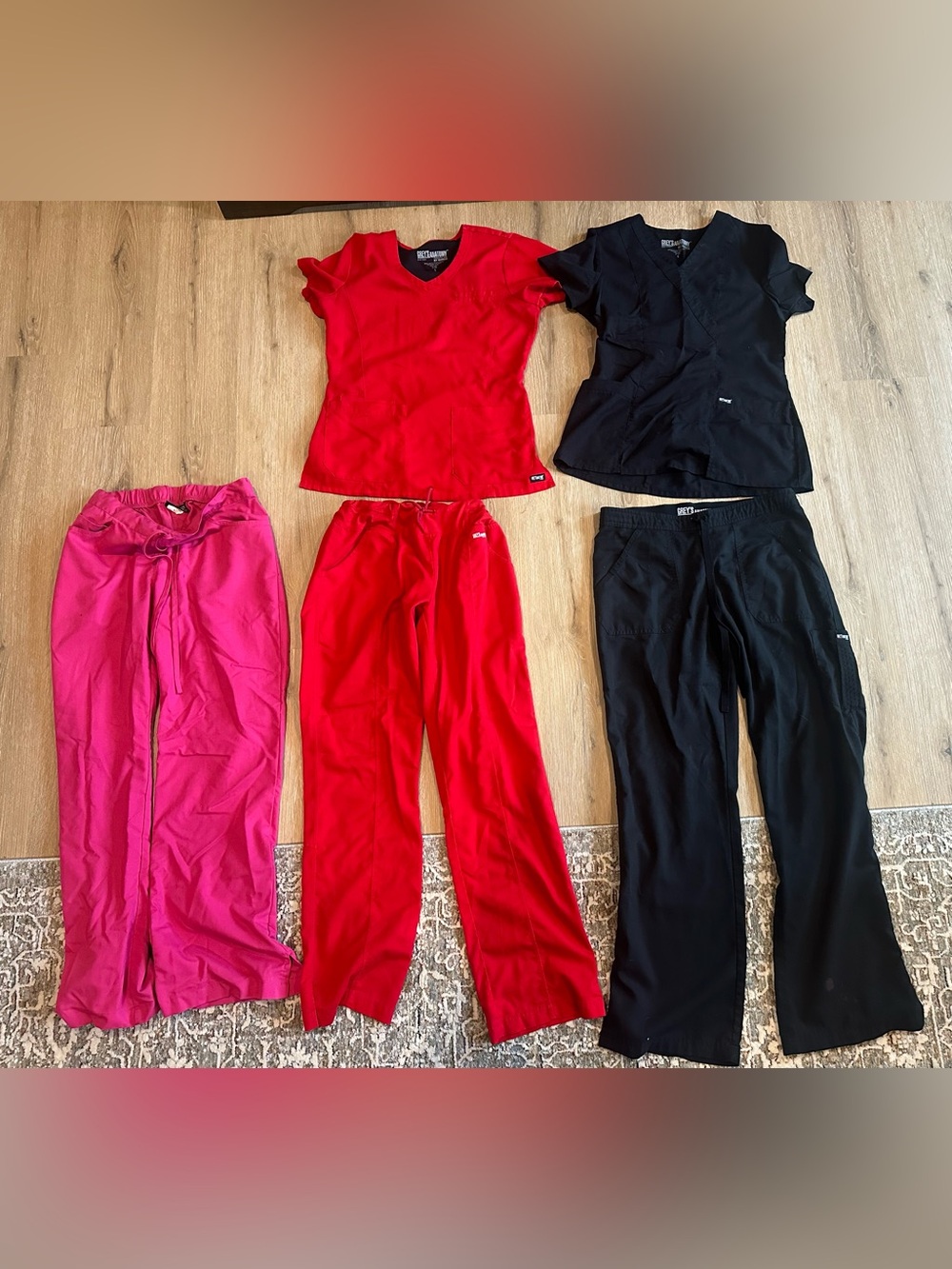 Grey’s Anatomy Scrub Bundle